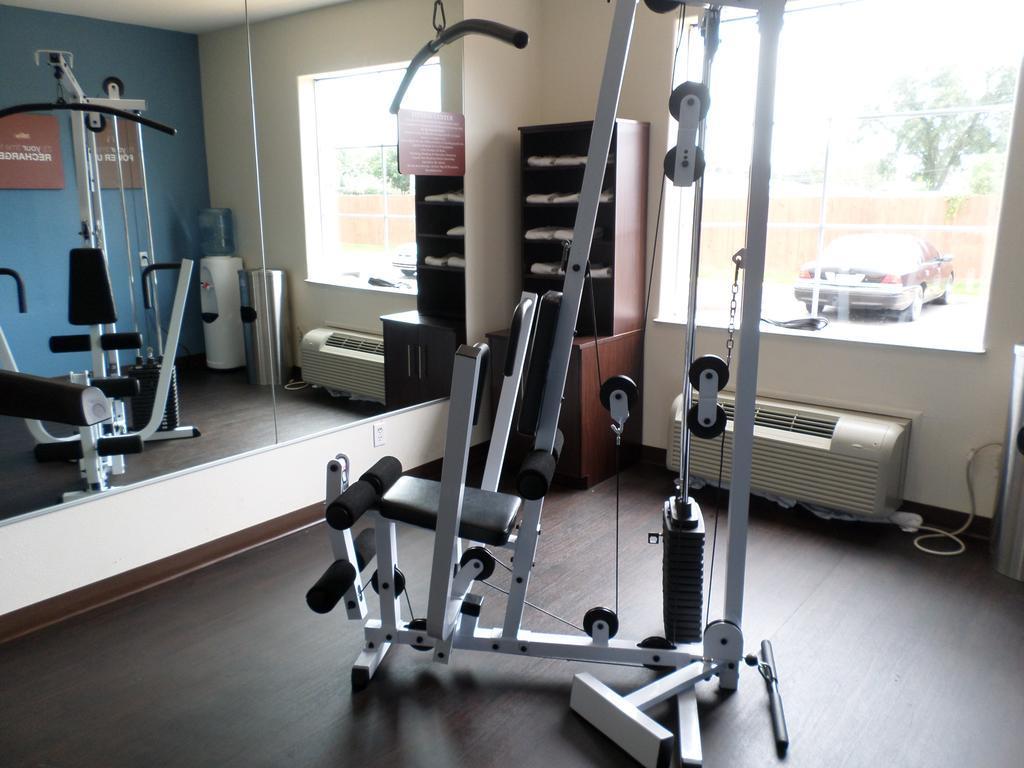Comfort Suites Lake Charles Bagian luar foto