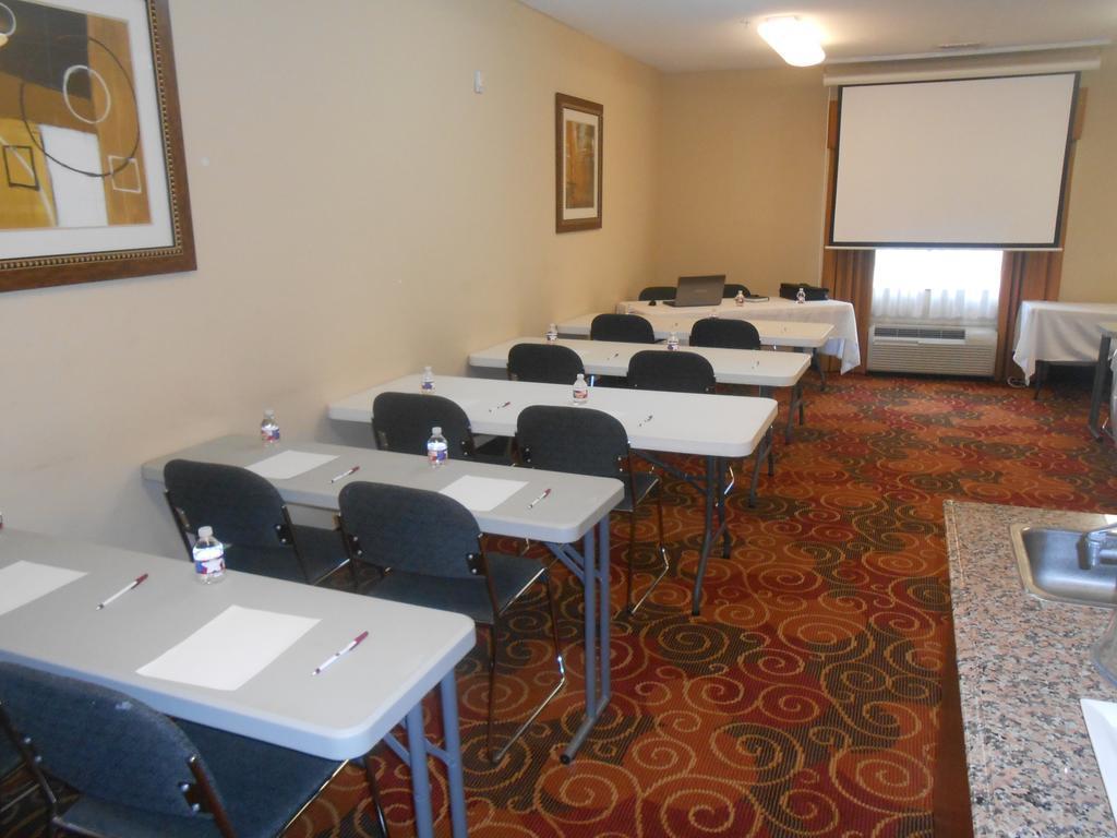 Comfort Suites Lake Charles Bagian luar foto