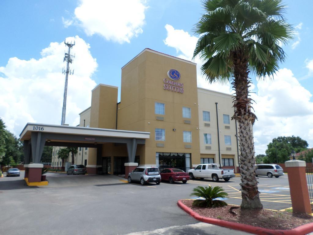 Comfort Suites Lake Charles Bagian luar foto