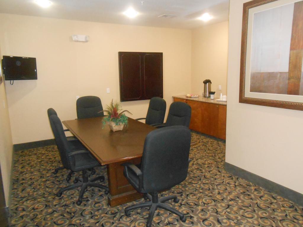 Comfort Suites Lake Charles Bagian luar foto