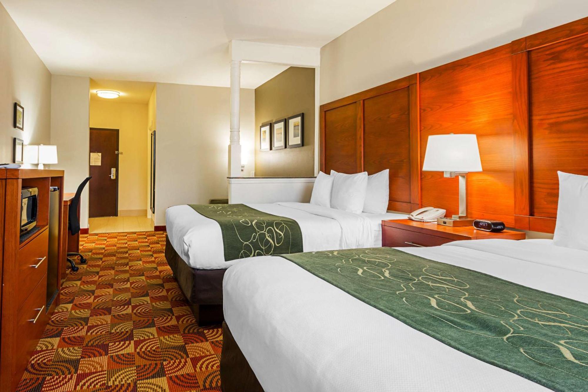 Comfort Suites Lake Charles Bagian luar foto