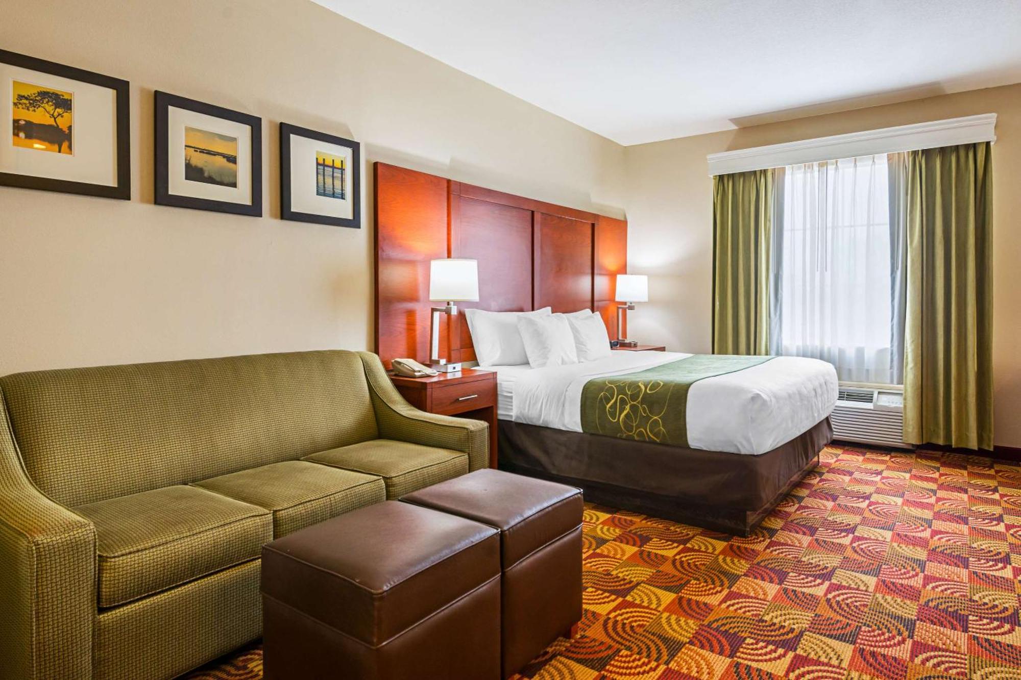 Comfort Suites Lake Charles Bagian luar foto
